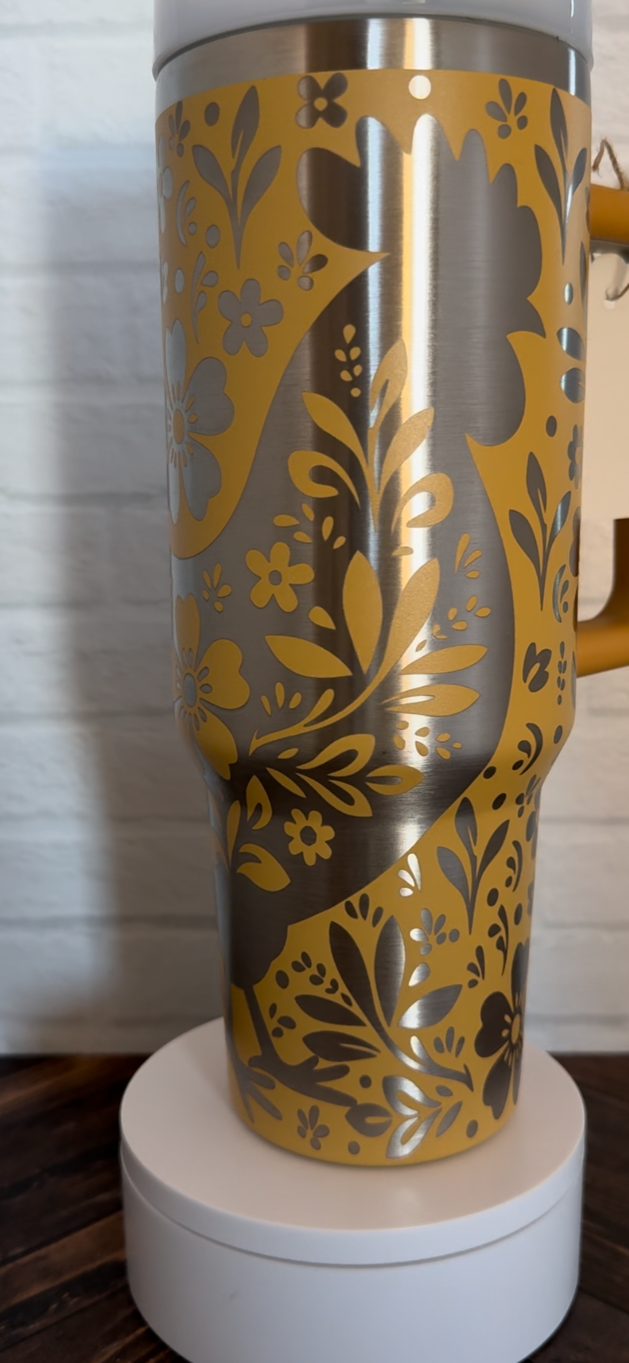 40 oz Tumbler - Floral Chicken on Yarrow RTS