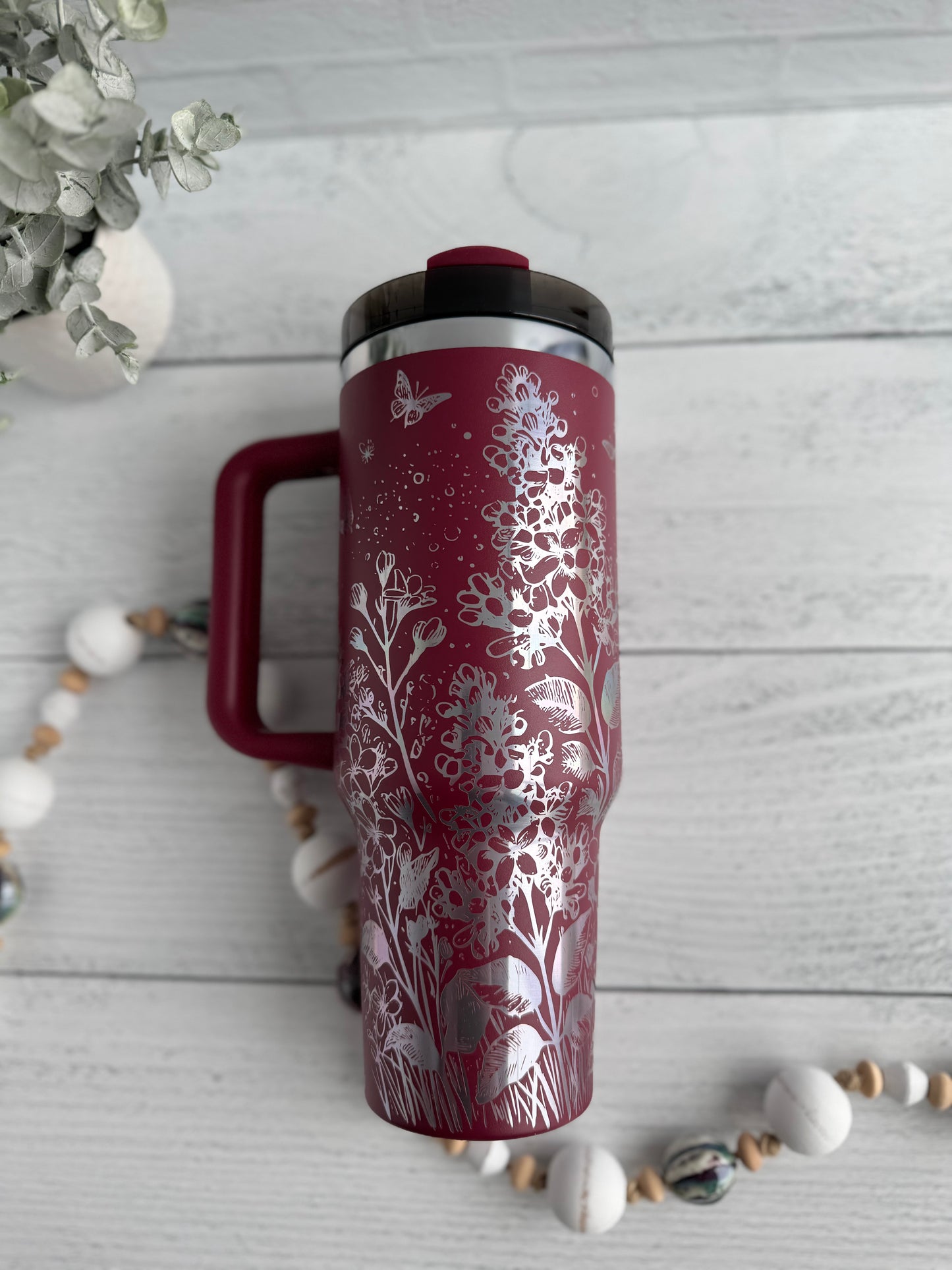 40 Oz Tumbler - Wildflowers on Cranberry RTS