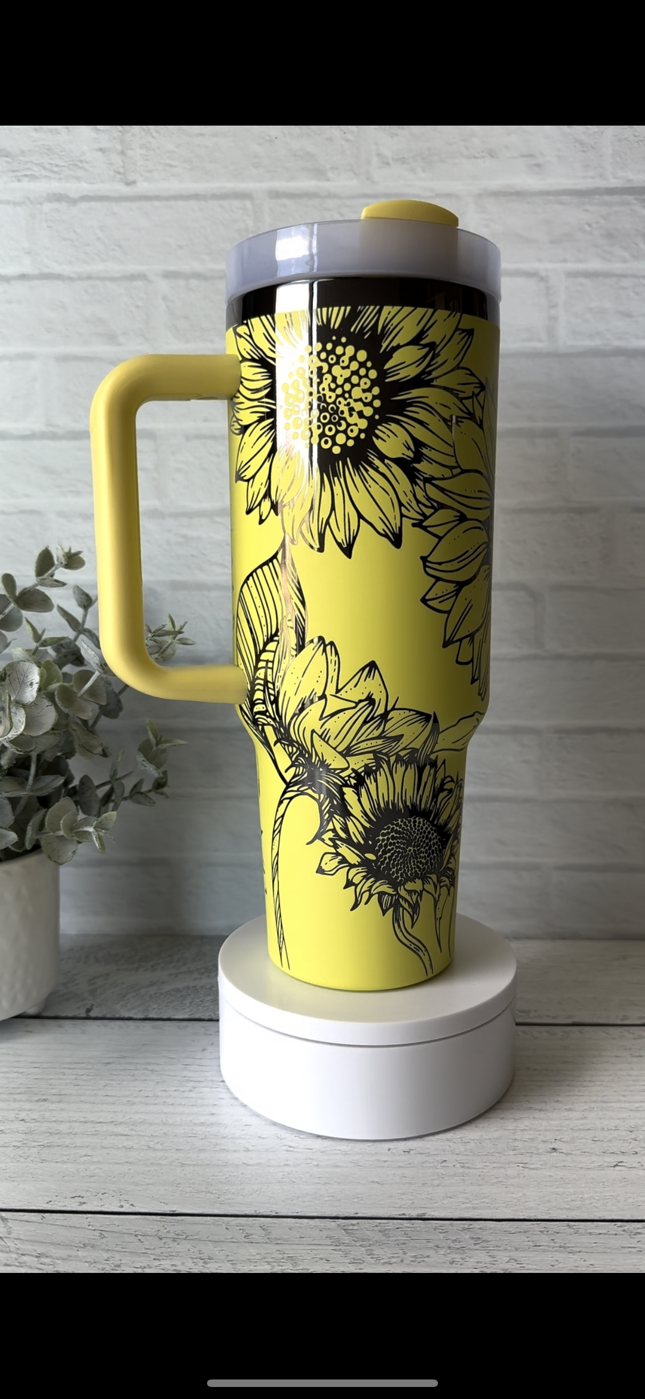 40 Oz Tumbler - Sunflowers - Yellow on Black Chrome RTS