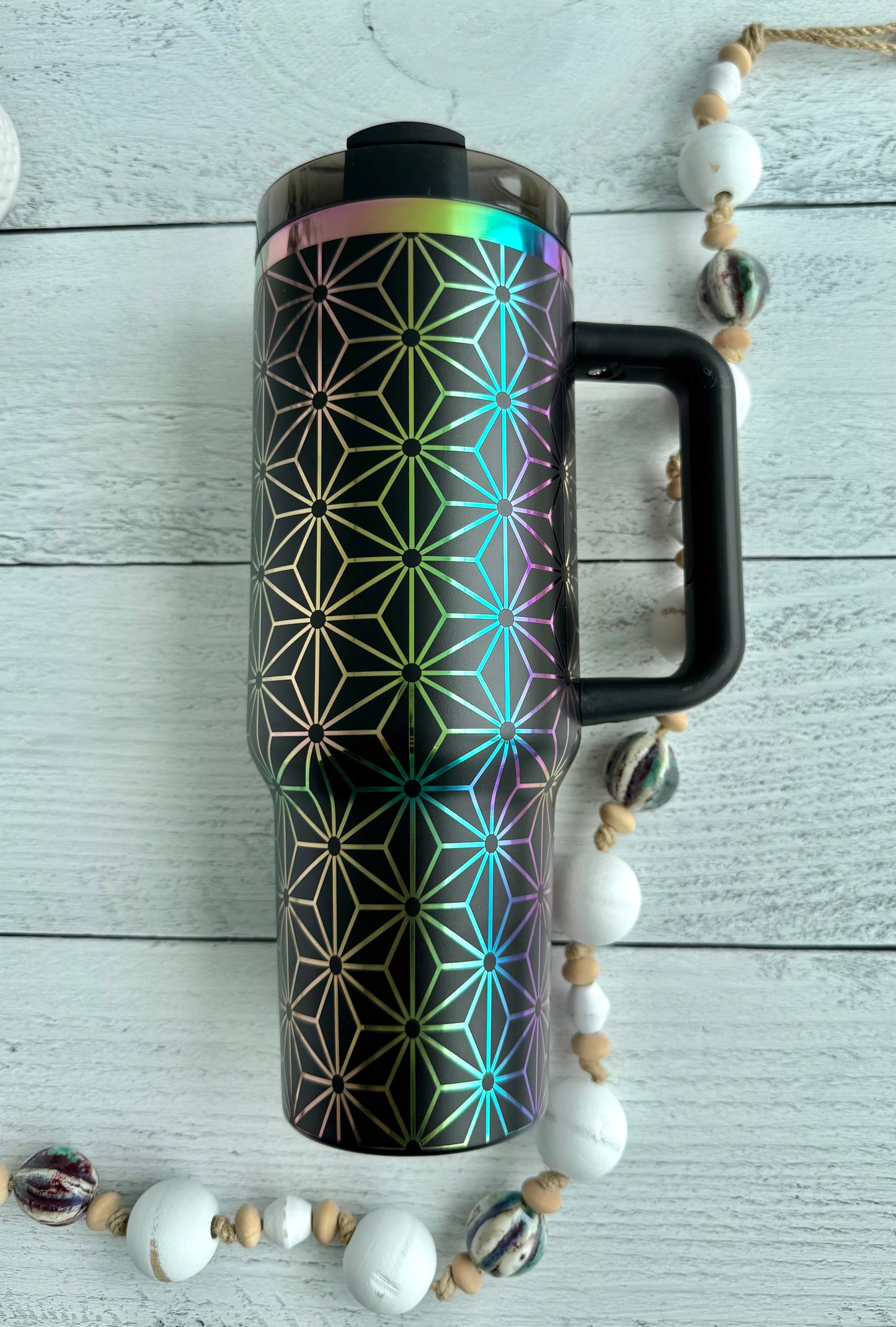 40 oz Geometric Stars Black on Rainbow RTS